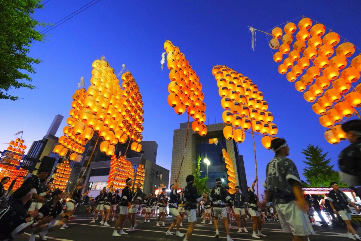 写真：竿燈祭り